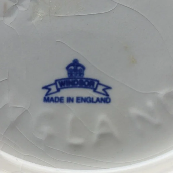 Vintage Blue Willow Windsor Tea Pot Made In England - Picture 3 of 4